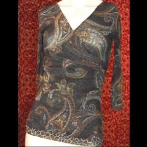 JOHNNY HEAVEN taupe paisley blouse S⤵️📧